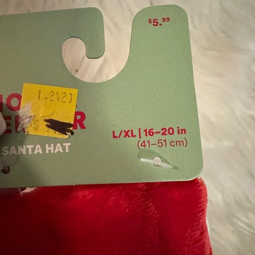 🩷5/$10 Green and Red Santa DOG Hat Set